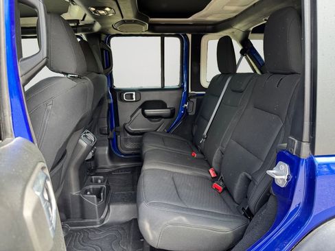 Used 2020 Jeep Wrangler Unlimited Sport image 15