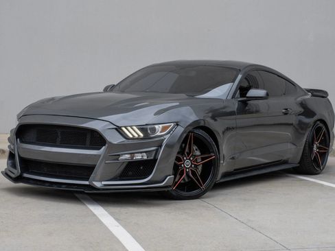 Used 2017 Ford Mustang GT w/ Black Accent Package image 4