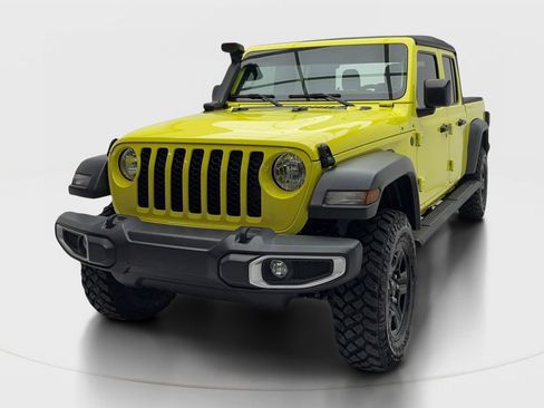 Used 2023 Jeep Gladiator Sport w/ Trailer Tow Package AWD/4WD image 4
