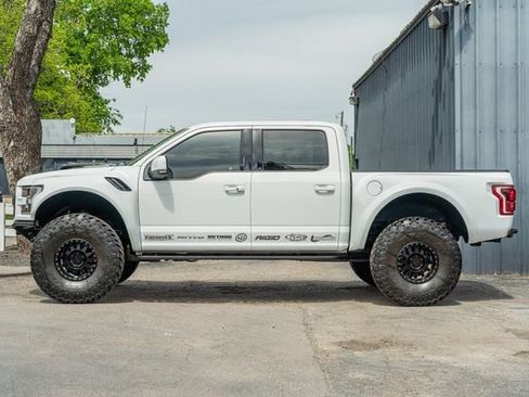 Used 2019 Ford F150 Raptor w/ Equipment Group 802A Luxury image 3