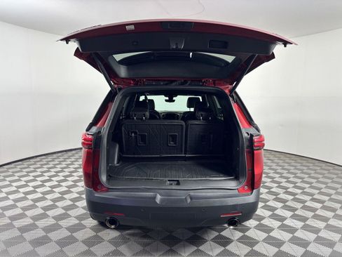 Used 2023 Chevrolet Traverse RS w/ LPO, Floor Liner Package image 5