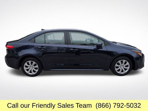 Used 2024 Toyota Corolla LE image 7