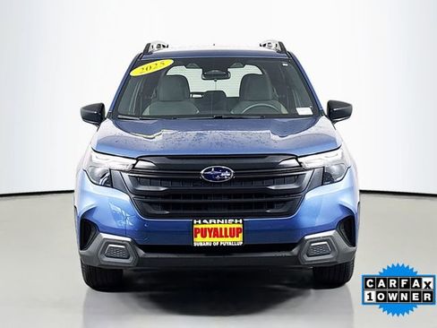 Used 2025 Subaru Forester image 2