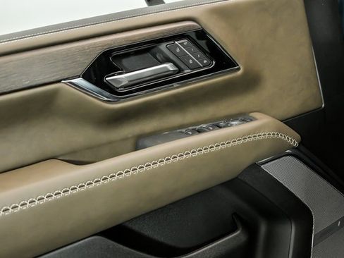 New 2026 GMC Yukon Denali Ultimate image 5