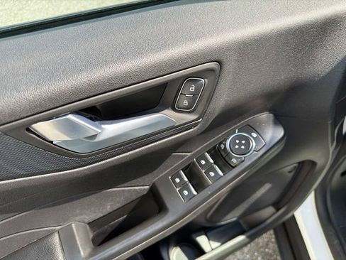 Used 2024 Ford Escape ST-Line Select AWD/4WD image 12