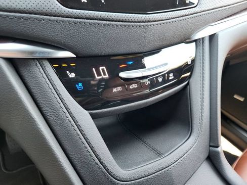 New 2026 Cadillac XT5 Premium Luxury w/ Driver Assist Package AWD/4WD image 17
