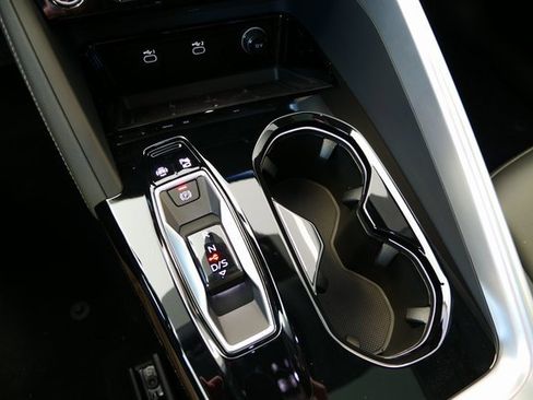 New 2025 Audi Q5 Premium image 25