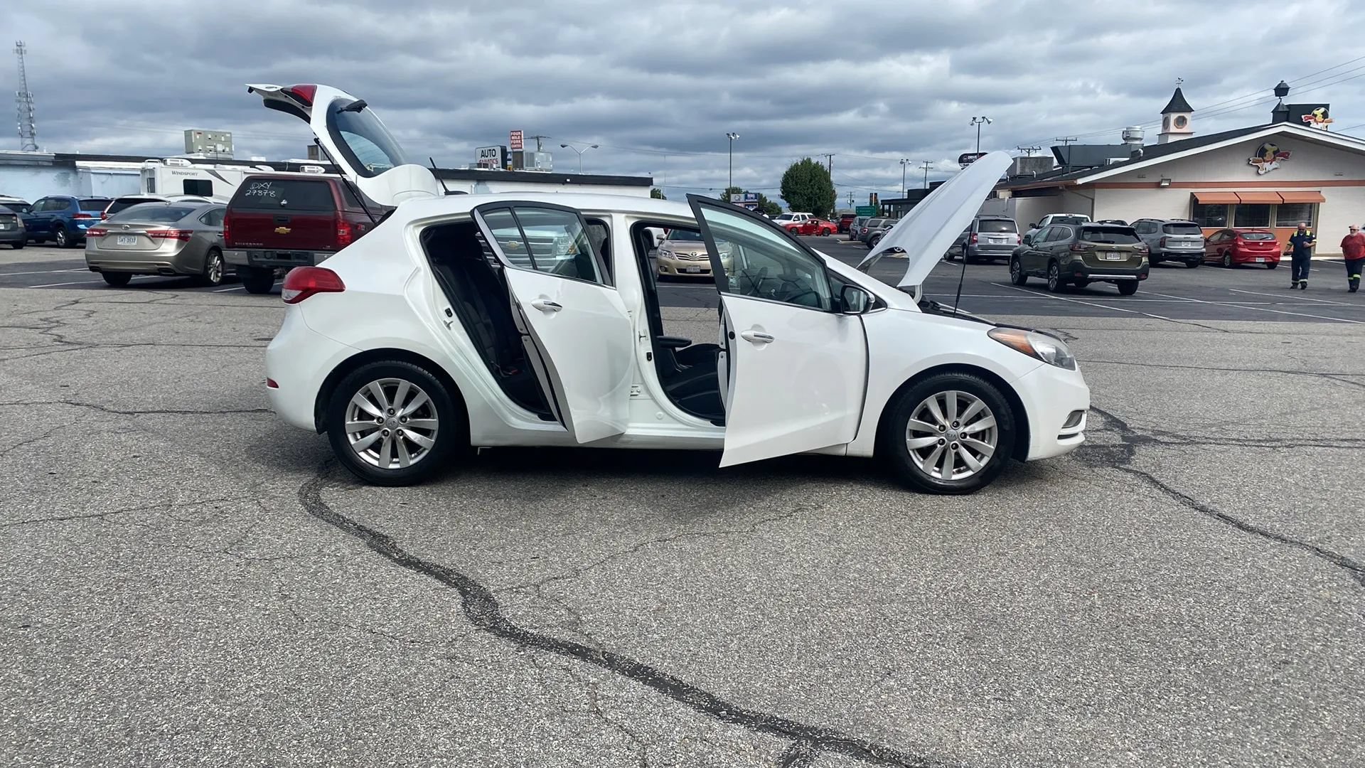 Used 2015 Kia Forte EX FWD image 8