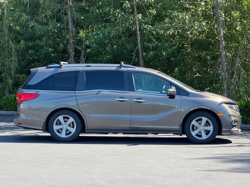 Used 2019 Honda Odyssey EX-L image 4