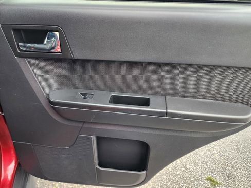 Used 2012 Ford Escape Limited FWD image 14