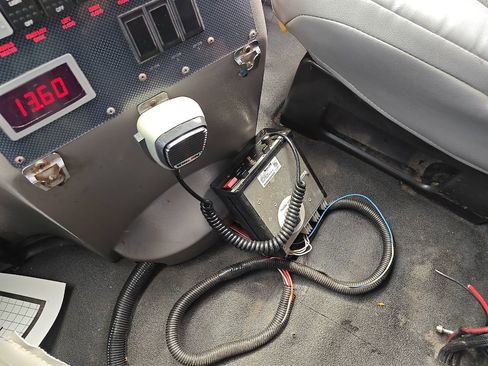 Used 2012 Ford E-450 and Econoline 450 Super Duty w/ Ambulance Prep Pkg RWD image 37