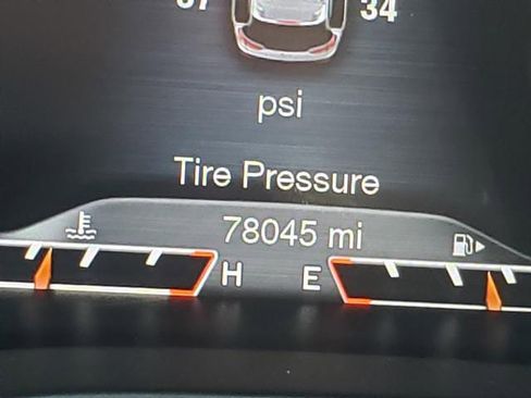 Used 2018 Jeep Cherokee Trailhawk image 26