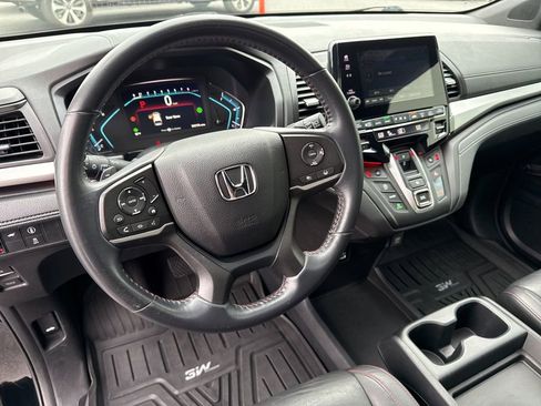 Used 2023 Honda Odyssey Sport image 35