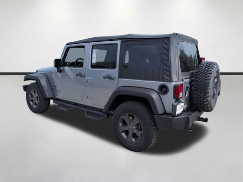Used 2016 Jeep Wrangler Unlimited Sport w/ Connectivity Group AWD/4WD image 6