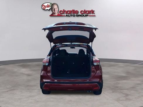 Used 2024 Nissan Kicks SR FWD image 5