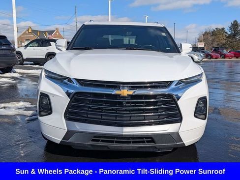 Used 2019 Chevrolet Blazer Premier w/ Sun and Wheels Package AWD/4WD image 2