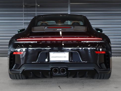 New 2026 Porsche 911 GT3 RWD image 9