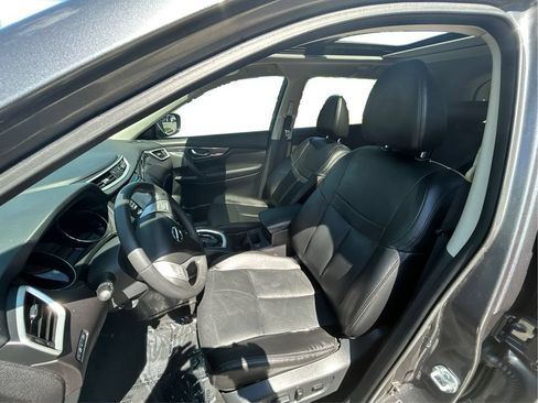 Used 2016 Nissan Rogue SL w/ SL Premium Package FWD image 37