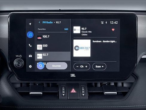 Used 2024 Toyota RAV4 XLE Premium image 14