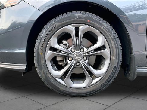 Used 2023 Honda Accord EX image 10