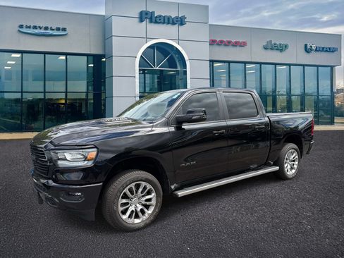 Used 2023 RAM 1500 Laramie AWD/4WD image 4