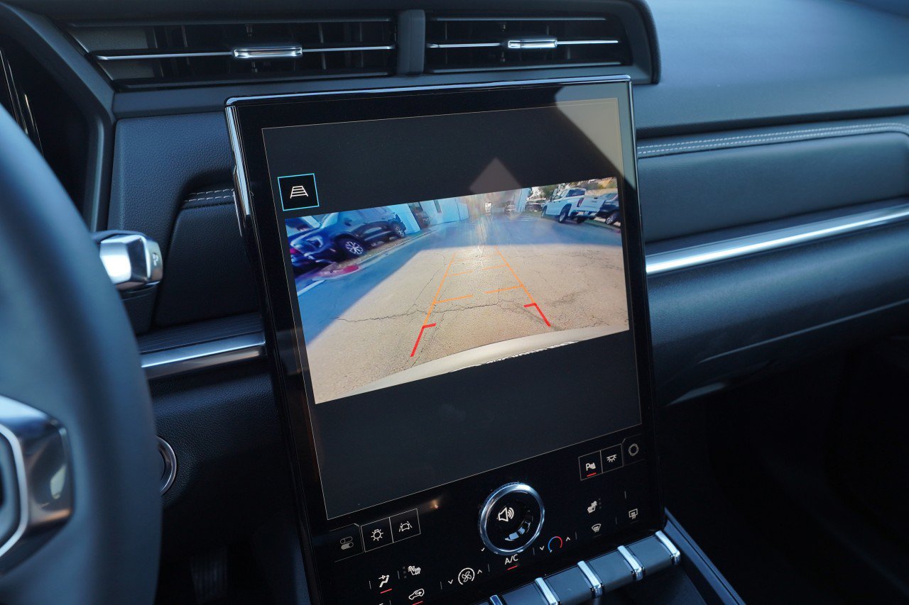 New 2026 GMC Terrain Elevation w/ Black Edition FWD image 13