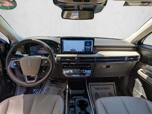 Used 2023 Lincoln Corsair Reserve FWD image 16