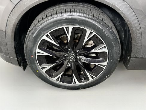 Used 2024 MAZDA CX-90 Plug-In Hybrid w/ Premium Pkg AWD/4WD image 11