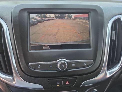 Used 2022 Chevrolet Equinox LT AWD/4WD image 20