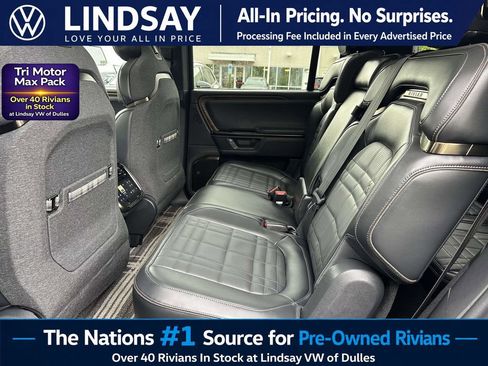 Used 2025 Rivian R1S Premium AWD/4WD image 16