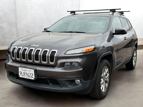 Used 2015 Jeep Cherokee Latitude image 14