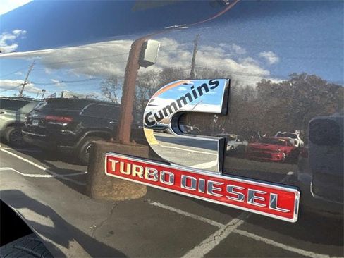 Used 2024 RAM 2500 Big Horn image 9