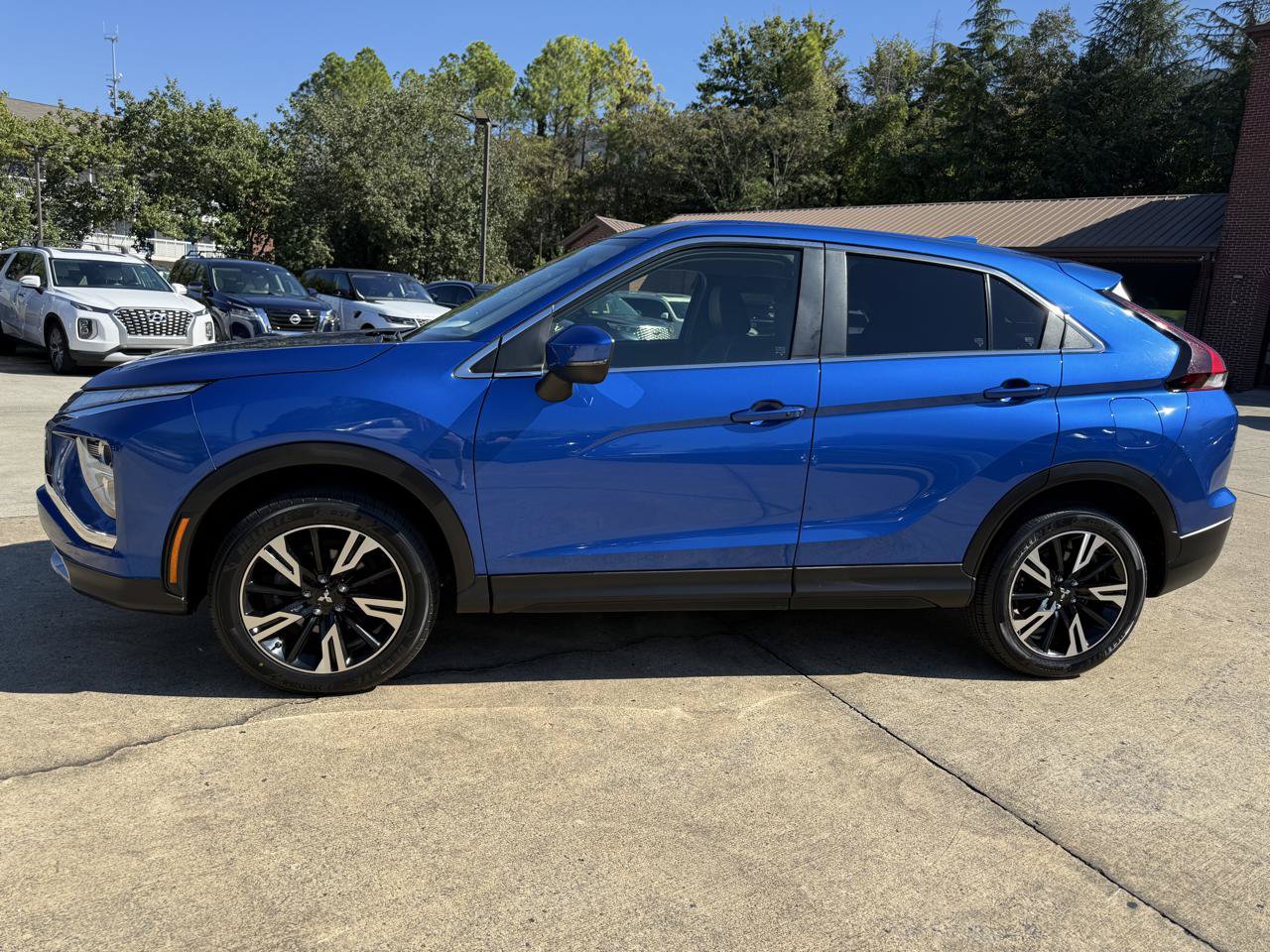 Used 2024 Mitsubishi Eclipse Cross SE AWD/4WD image 2