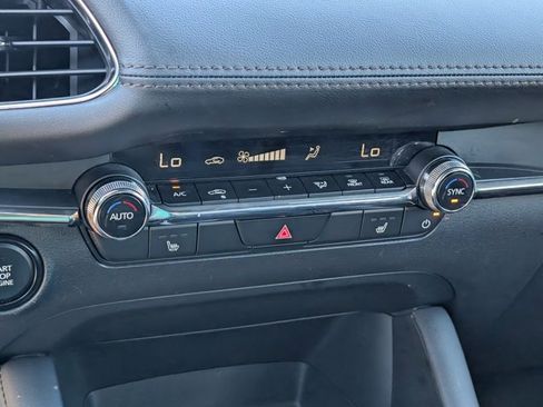 Used 2024 MAZDA MAZDA3 s image 25