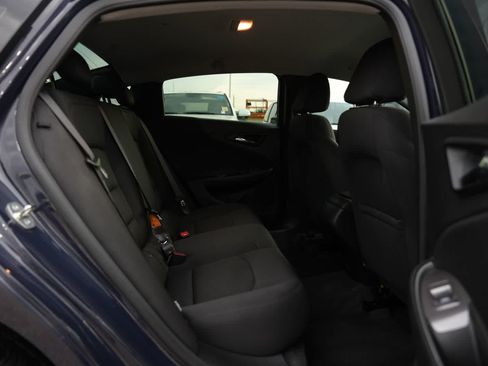 Used 2025 Chevrolet Malibu RS FWD image 20
