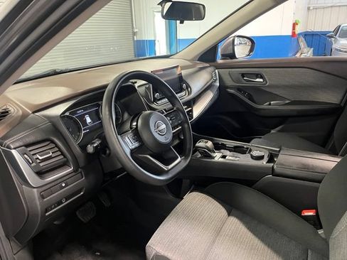 Used 2023 Nissan Rogue SV AWD/4WD image 23