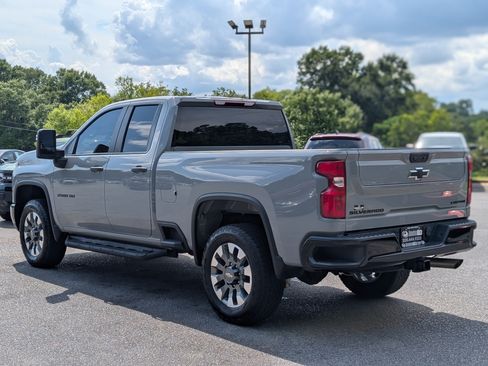Used 2024 Chevrolet Silverado 2500 Custom w/ Custom Value Package AWD/4WD image 7