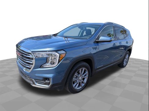 Certified 2024 GMC Terrain SLT AWD/4WD image 8