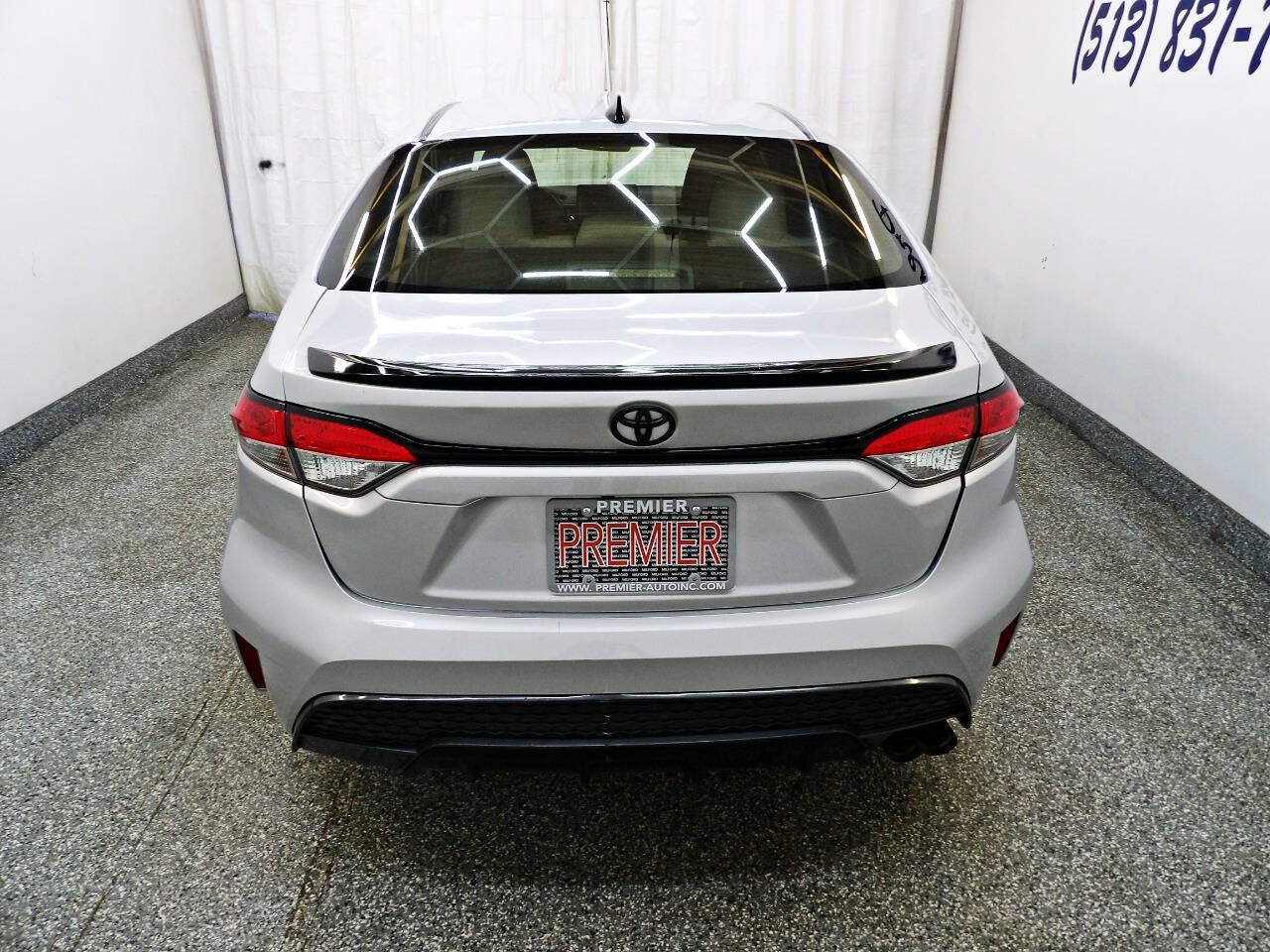 Used 2023 Toyota Corolla SE FWD image 5