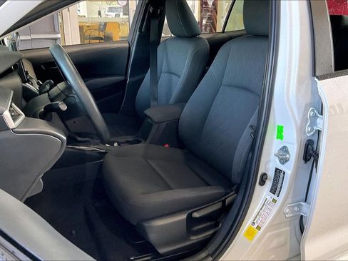 Used 2024 Toyota Corolla LE FWD image 3