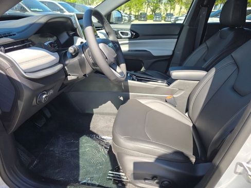 New 2026 Jeep Compass Limited image 11