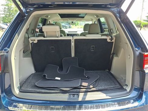 Certified 2022 Volkswagen Atlas SE w/ Panoramic Sunroof Package image 30