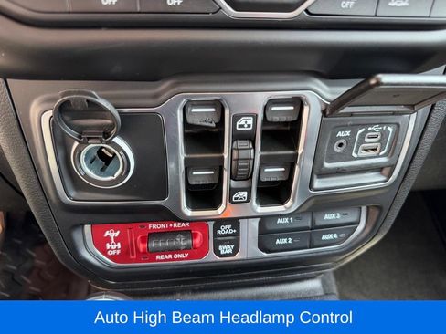 Used 2021 Jeep Wrangler Unlimited Rubicon AWD/4WD image 26