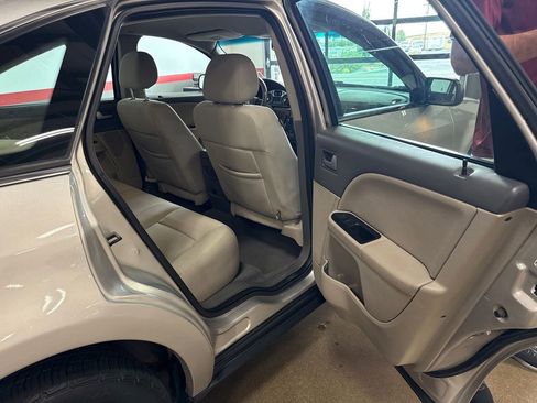 Used 2008 Mercury Sable AWD Sedan image 68