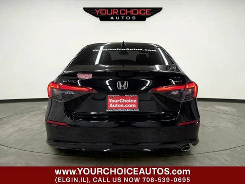 Used 2023 Honda Civic Sport image 4