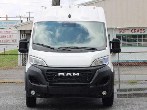 Used 2023 RAM ProMaster 2500 w/ Interior LED Lighting Group FWD image 2