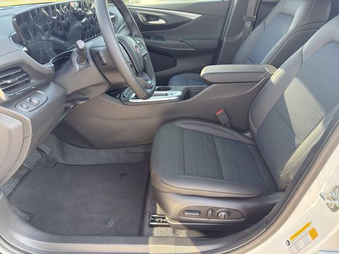 New 2026 Buick Envista Sport Touring w/ Convenience I Package FWD image 8