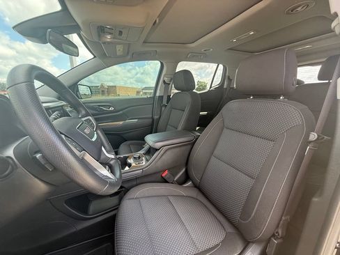 Used 2023 GMC Acadia SLE w/ Driver Convenience Package FWD image 27