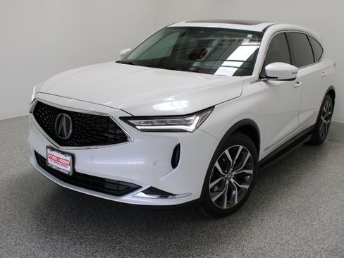 Used 2024 Acura MDX SH-AWD w/ Technology Package image 2