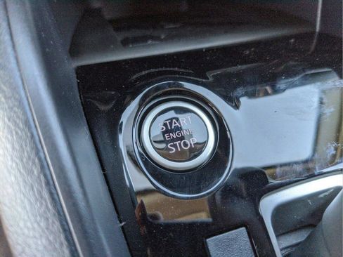 New 2025 Nissan Versa SV w/ Trunk Package FWD image 38
